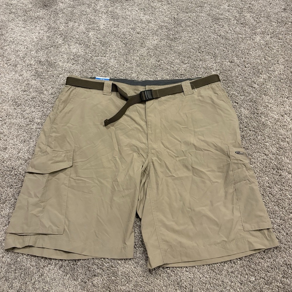 NEW Columbia Silver Ridge Cargo Shorts Mens 40 Regular Nylon Belted Hiking Beige
